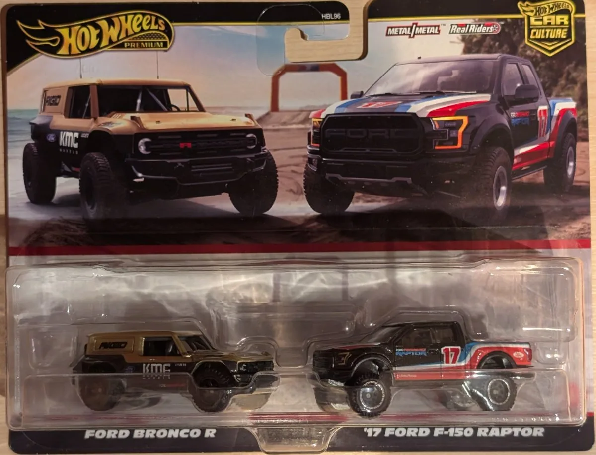 Hot Wheels Ford Bronco R & '17 Ford F-150 Raptor